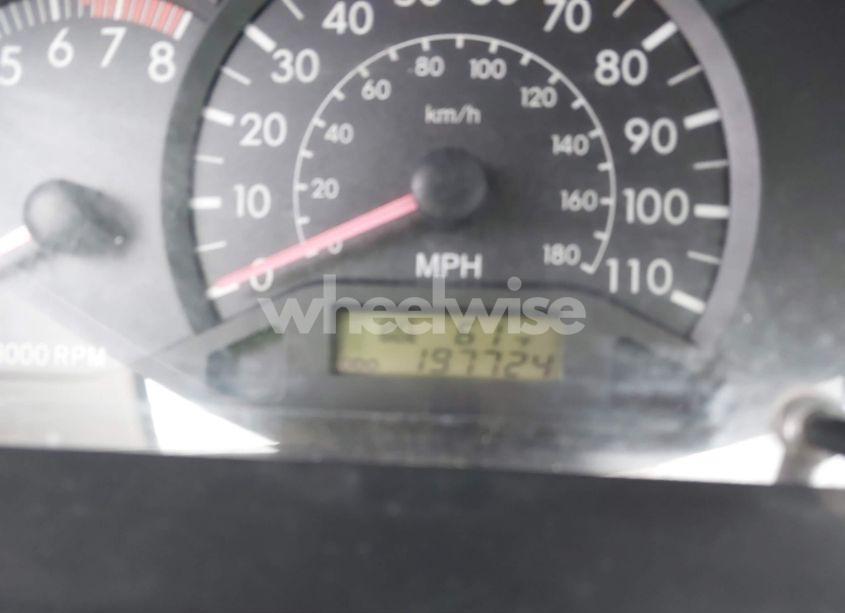 Photo 7 of 2005 Toyota Corolla CE (VIN 1NXBR32EX5Z352037)