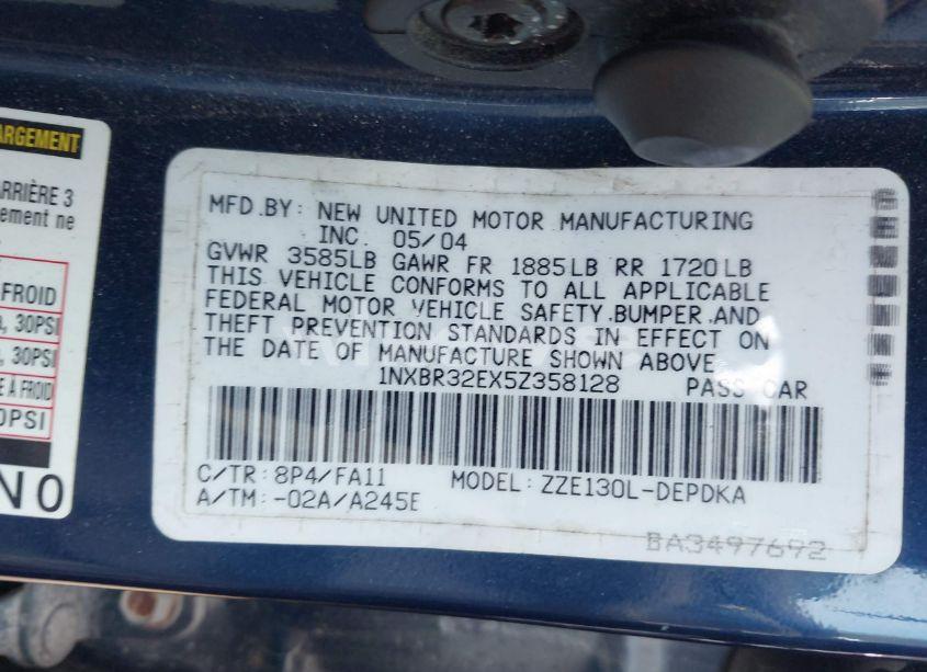 Photo 9 of 2005 Toyota Corolla CE (VIN 1NXBR32EX5Z358128)