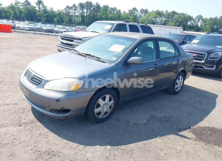 Photo 2 of 2005 Toyota Corolla LE (VIN 1NXBR32EX5Z385927)