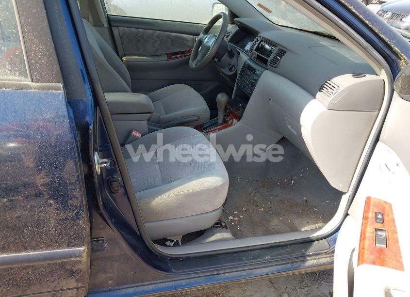 Photo 5 of 2005 Toyota Corolla LE (VIN 1NXBR32EX5Z421311)