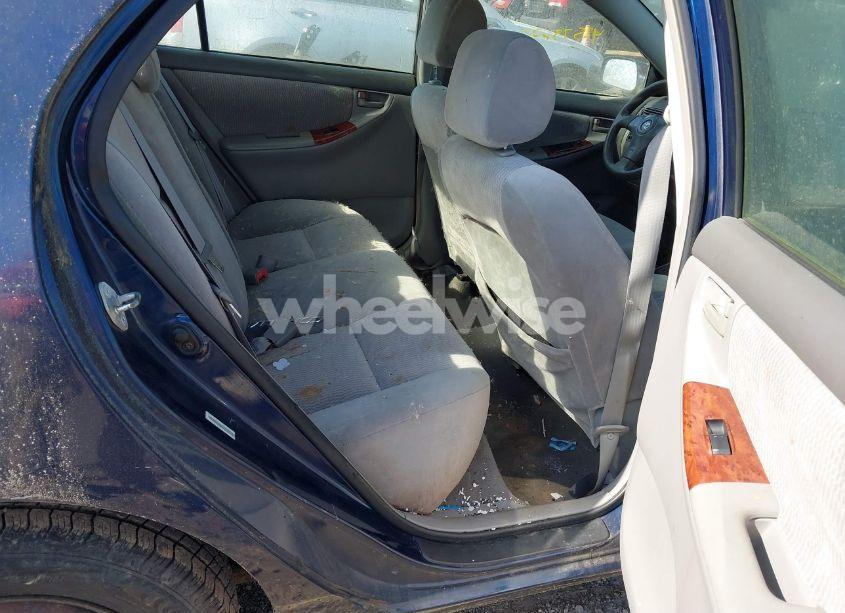 Photo 8 of 2005 Toyota Corolla LE (VIN 1NXBR32EX5Z421311)