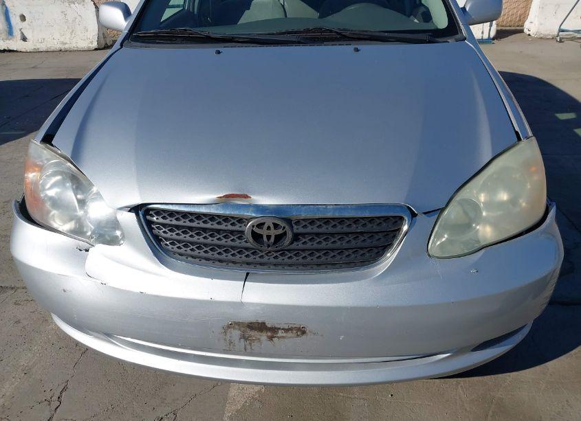 Photo 6 of 2005 Toyota Corolla LE (VIN 1NXBR32EX5Z421941)