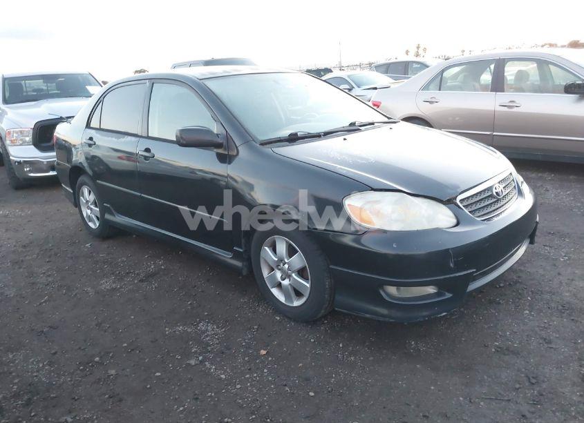 2005 Toyota Corolla S (VIN 1NXBR32EX5Z430817) main photo