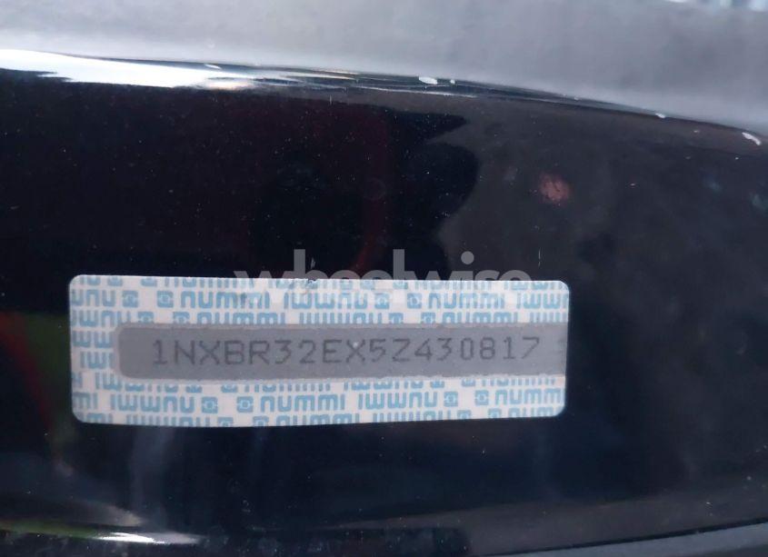 Photo 9 of 2005 Toyota Corolla S (VIN 1NXBR32EX5Z430817)