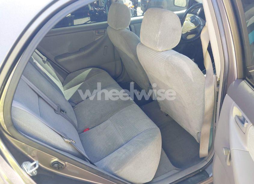 Photo 8 of 2005 Toyota Corolla CE (VIN 1NXBR32EX5Z432941)