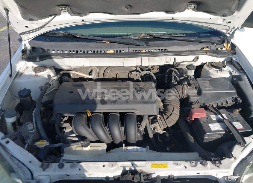 Photo 10 of 2005 Toyota Corolla CE (VIN 1NXBR32EX5Z437492)