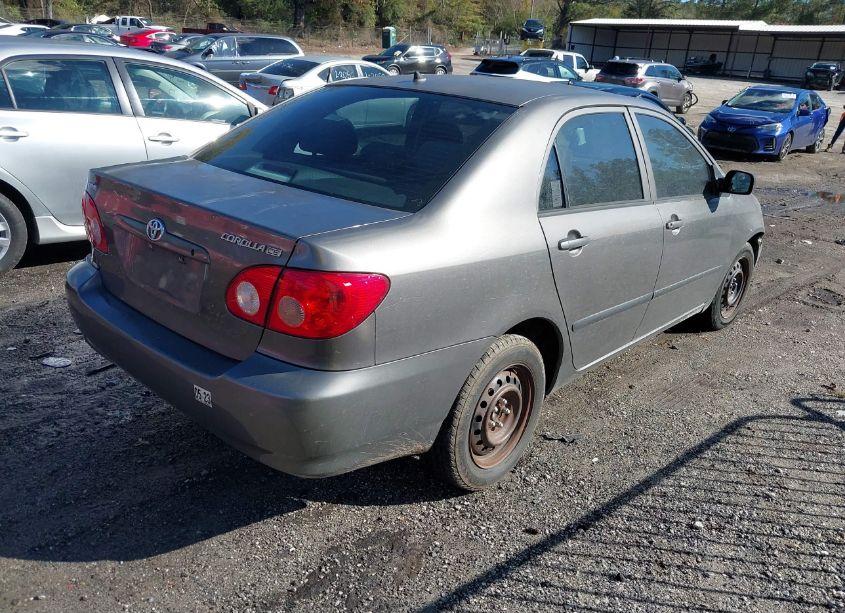 Photo 4 of 2005 Toyota Corolla CE (VIN 1NXBR32EX5Z466149)