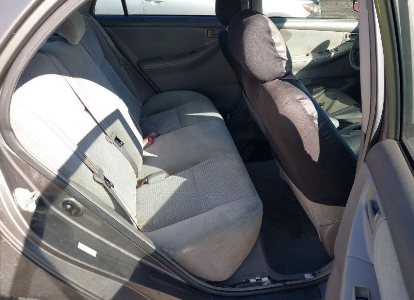 Photo 8 of 2005 Toyota Corolla CE (VIN 1NXBR32EX5Z466149)