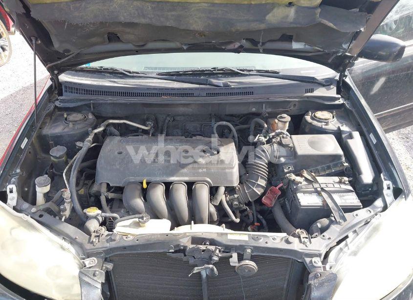 Photo 10 of 2005 Toyota Corolla LE (VIN 1NXBR32EX5Z532361)