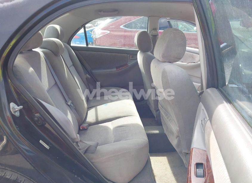 Photo 8 of 2005 Toyota Corolla LE (VIN 1NXBR32EX5Z532361)