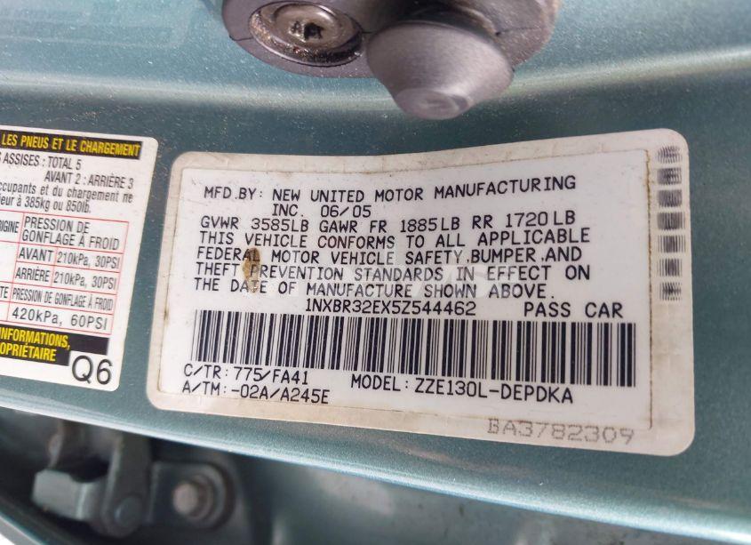 Photo 9 of 2005 Toyota Corolla CE (VIN 1NXBR32EX5Z544462)