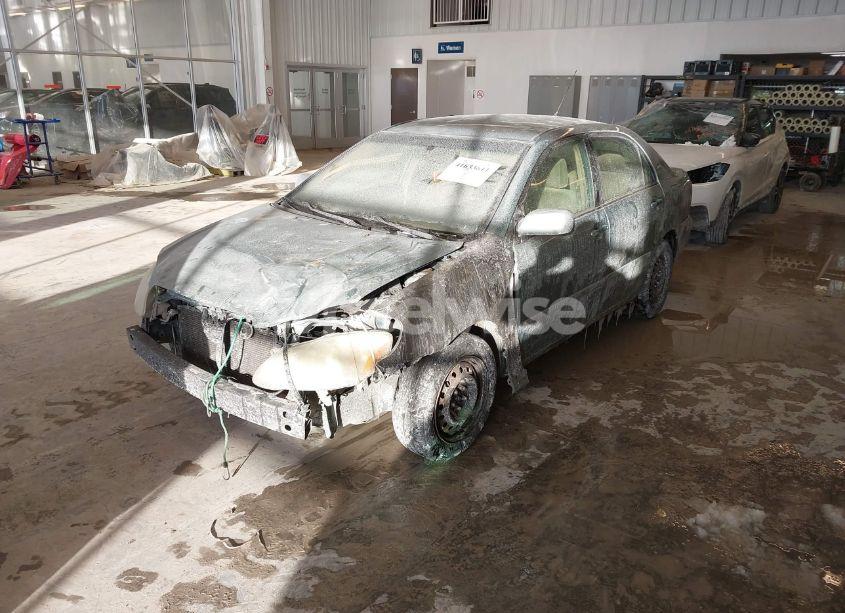 Photo 2 of 2005 Toyota Corolla LE (VIN 1NXBR32EX5Z546079)