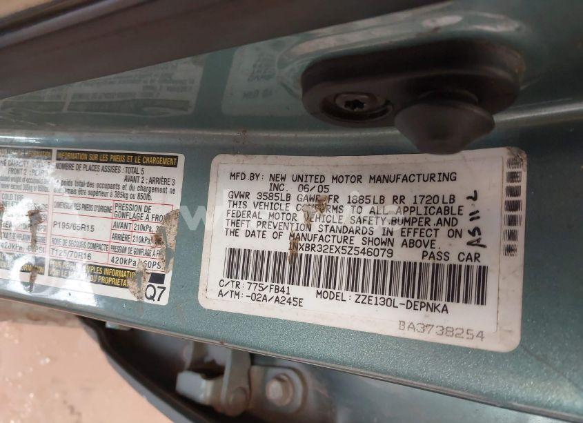 Photo 9 of 2005 Toyota Corolla LE (VIN 1NXBR32EX5Z546079)