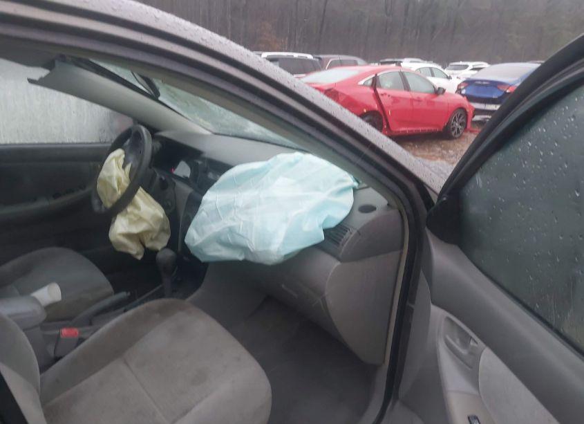 Photo 4 of 2006 Toyota Corolla CE (VIN 1NXBR32EX6Z669706)