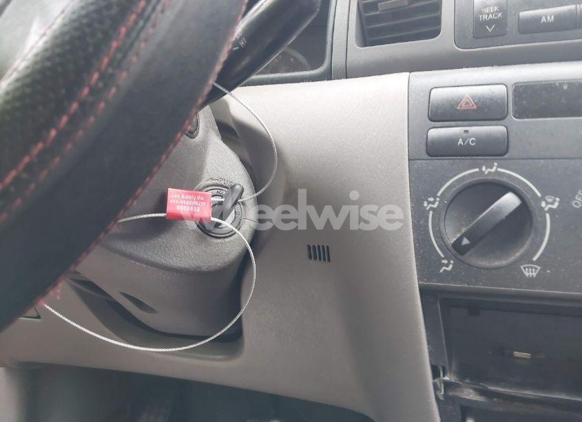 Photo 11 of 2007 Toyota Corolla CE (VIN 1NXBR32EX7Z781004)