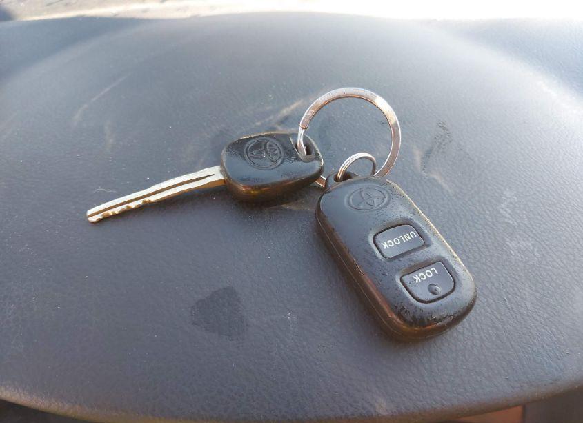 Photo 11 of 2007 Toyota Corolla S (VIN 1NXBR32EX7Z800599)