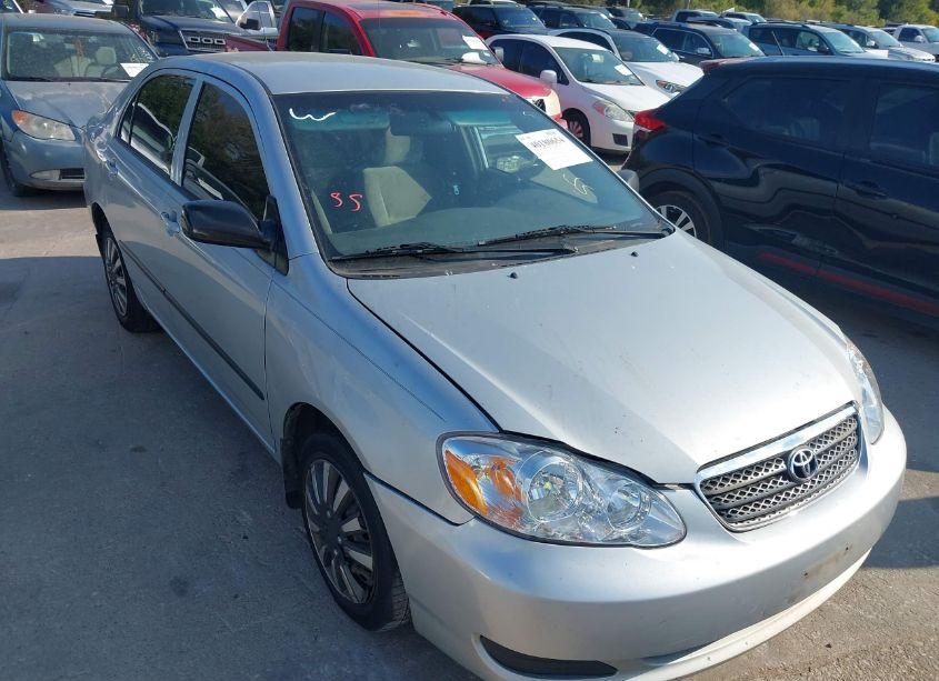 2007 Toyota Corolla CE (VIN 1NXBR32EX7Z833134) main photo