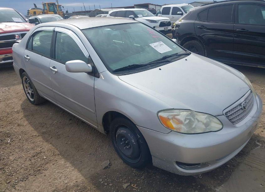 2007 Toyota Corolla LE (VIN 1NXBR32EX7Z887291) main photo