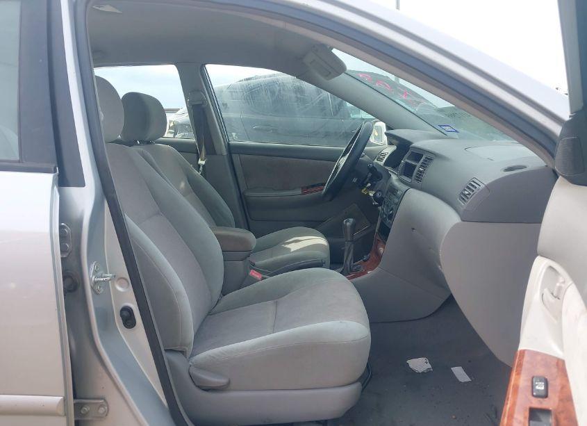 Photo 5 of 2007 Toyota Corolla LE (VIN 1NXBR32EX7Z887291)