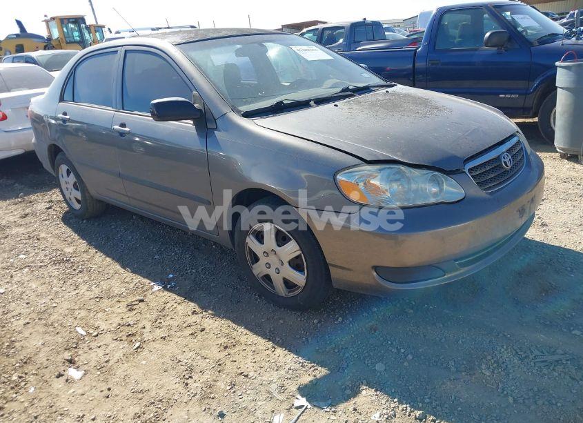 2007 Toyota Corolla CE (VIN 1NXBR32EX7Z922427) main photo