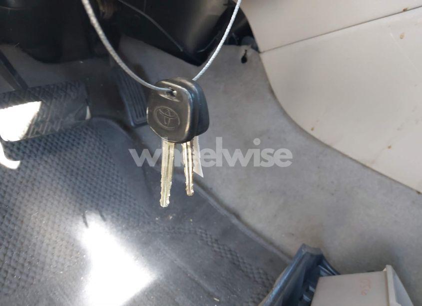 Photo 11 of 2007 Toyota Corolla CE (VIN 1NXBR32EX7Z922427)