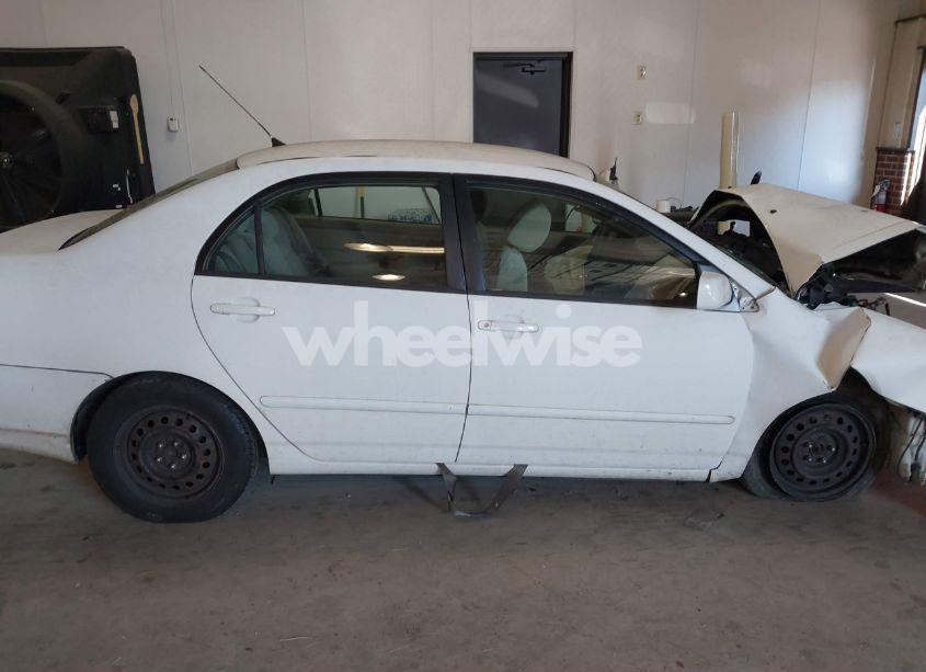 Photo 13 of 2007 Toyota Corolla LE (VIN 1NXBR32EX7Z929569)