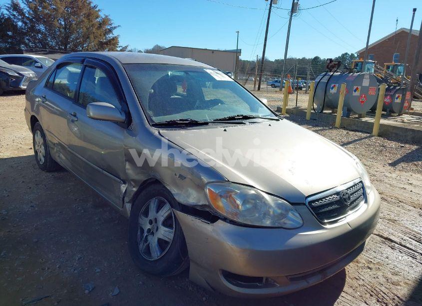 2008 Toyota Corolla LE (VIN 1NXBR32EX8Z004789) main photo