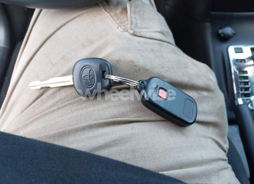 Photo 11 of 2008 Toyota Corolla S (VIN 1NXBR32EX8Z016988)