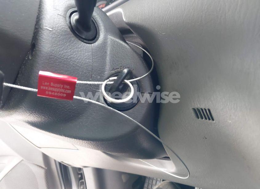 Photo 11 of 2008 Toyota Corolla CE (VIN 1NXBR32EX8Z986145)