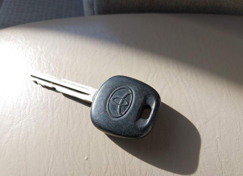 Photo 11 of 2008 Toyota Corolla CE (VIN 1NXBR32EX8Z994228)