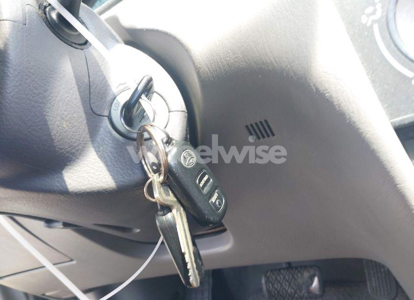 Photo 11 of 2003 Toyota Corolla CE/LE/S (VIN 1NXBR38E03Z012691)