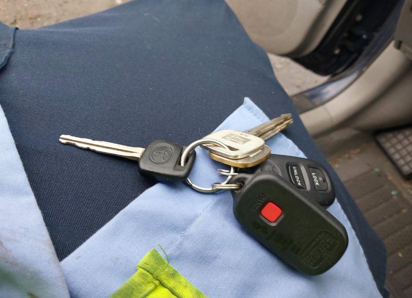 Photo 11 of 2003 Toyota Corolla LE (VIN 1NXBR38E23Z098960)