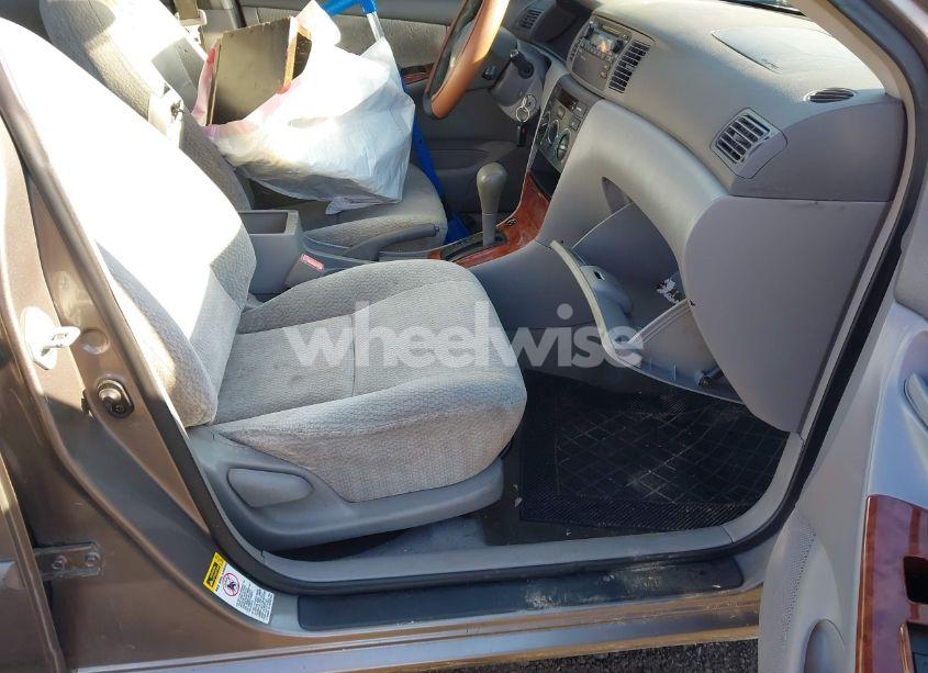 Photo 5 of 2003 Toyota Corolla LE (VIN 1NXBR38E33Z017481)