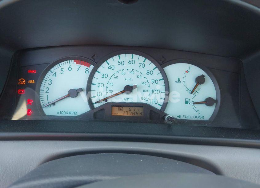 Photo 7 of 2003 Toyota Corolla LE (VIN 1NXBR38E33Z017481)