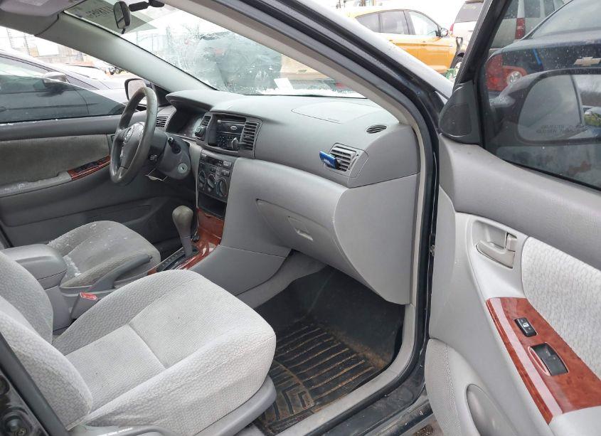 Photo 5 of 2003 Toyota Corolla LE (VIN 1NXBR38E33Z186688)