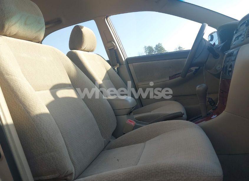 Photo 5 of 2004 Toyota Corolla LE (VIN 1NXBR38E64Z224691)