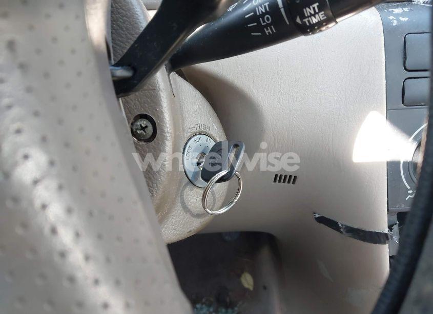 Photo 11 of 2004 Toyota Corolla LE (VIN 1NXBR38E64Z320594)
