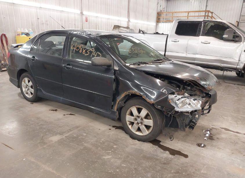 2004 Toyota Corolla S (VIN 1NXBR38E84Z272435) main photo