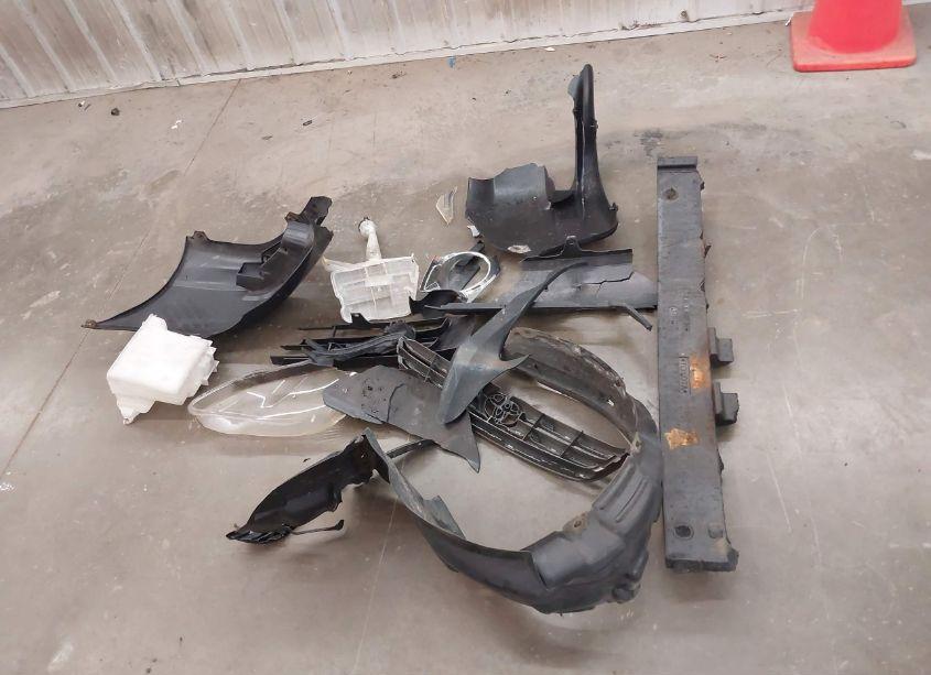 Photo 12 of 2004 Toyota Corolla S (VIN 1NXBR38E84Z272435)