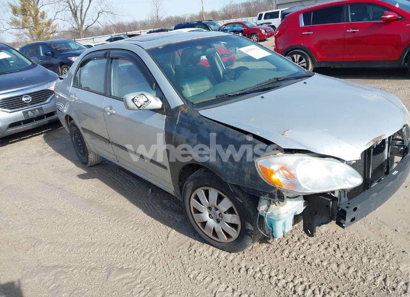 2004 Toyota Corolla LE (VIN 1NXBR38E94Z249570) main photo