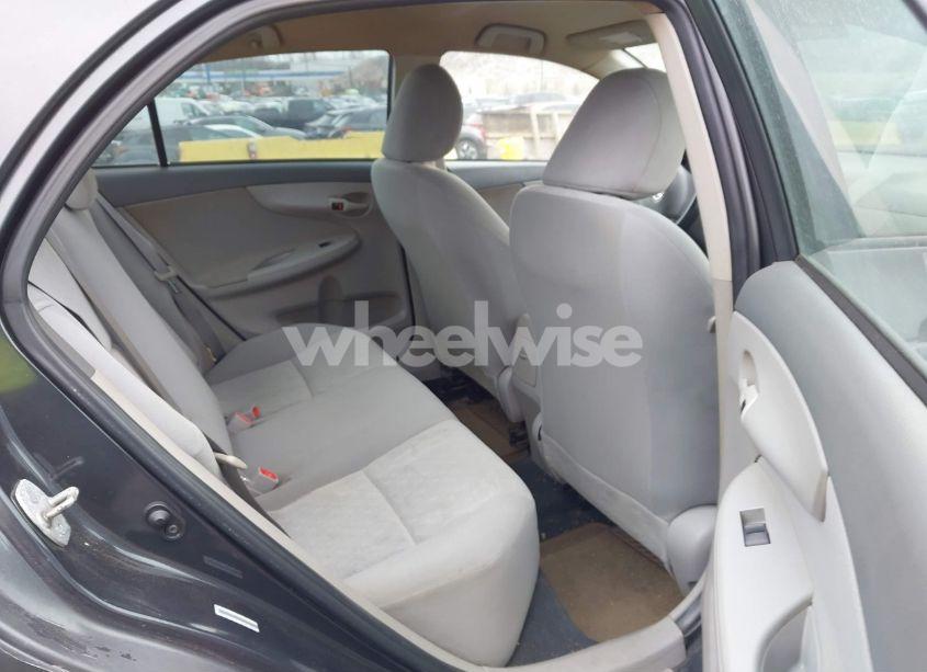 Photo 8 of 2009 Toyota Corolla LE (VIN 1NXBU40E09Z007242)