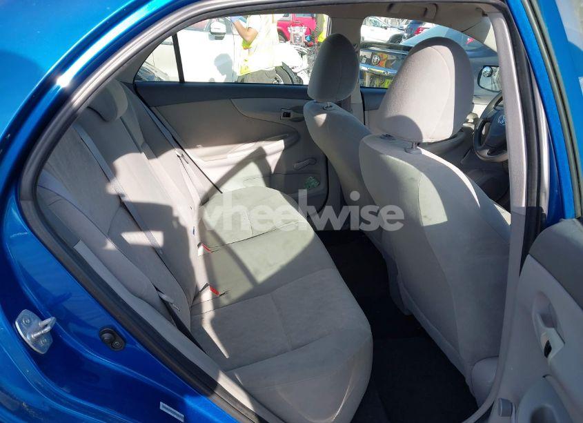 Photo 8 of 2009 Toyota Corolla (VIN 1NXBU40E09Z010271)