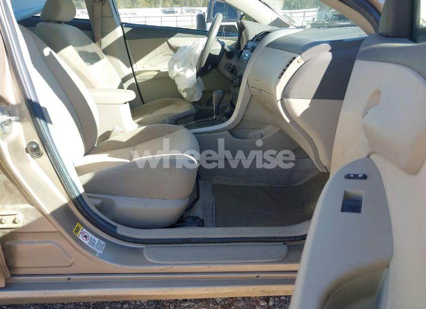 Photo 5 of 2009 Toyota Corolla LE (VIN 1NXBU40E09Z037471)