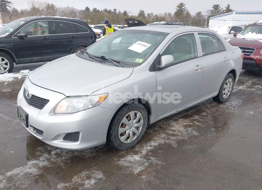 Photo 2 of 2009 Toyota Corolla LE (VIN 1NXBU40E09Z053248)