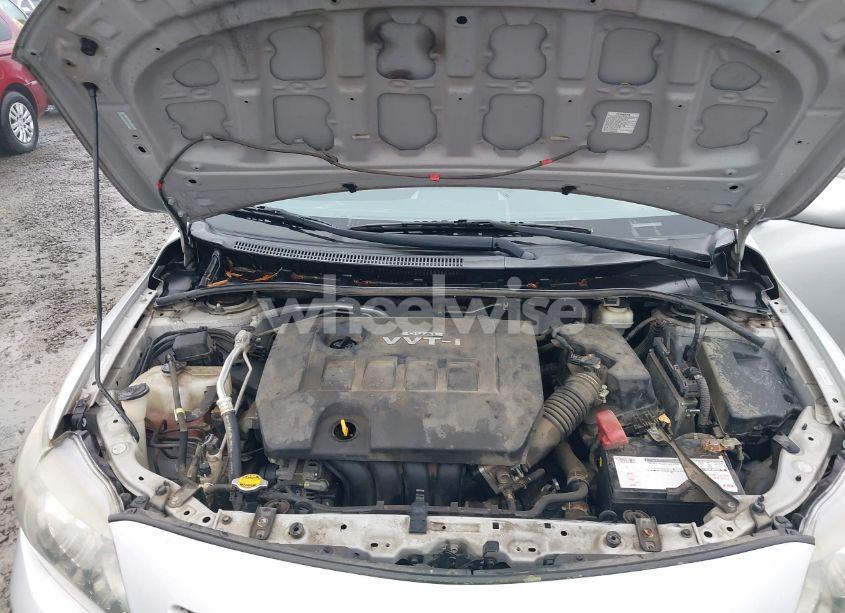 Photo 10 of 2009 Toyota Corolla S (VIN 1NXBU40E09Z081213)