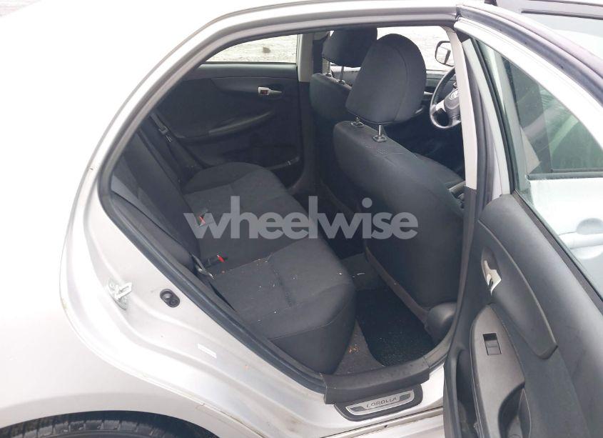 Photo 8 of 2009 Toyota Corolla S (VIN 1NXBU40E09Z081213)