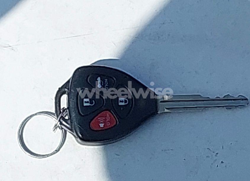 Photo 11 of 2009 Toyota Corolla S (VIN 1NXBU40E09Z097461)