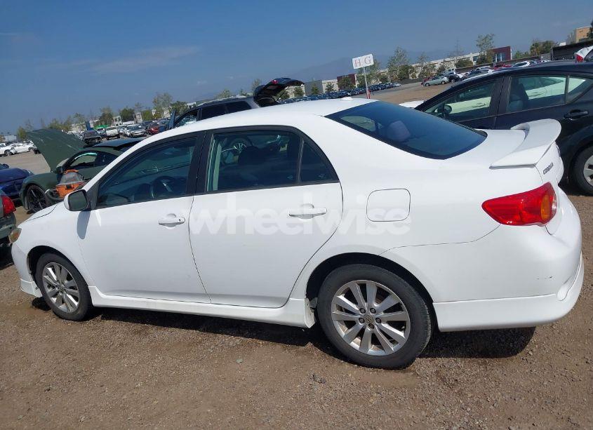 Photo 14 of 2009 Toyota Corolla S (VIN 1NXBU40E09Z097461)
