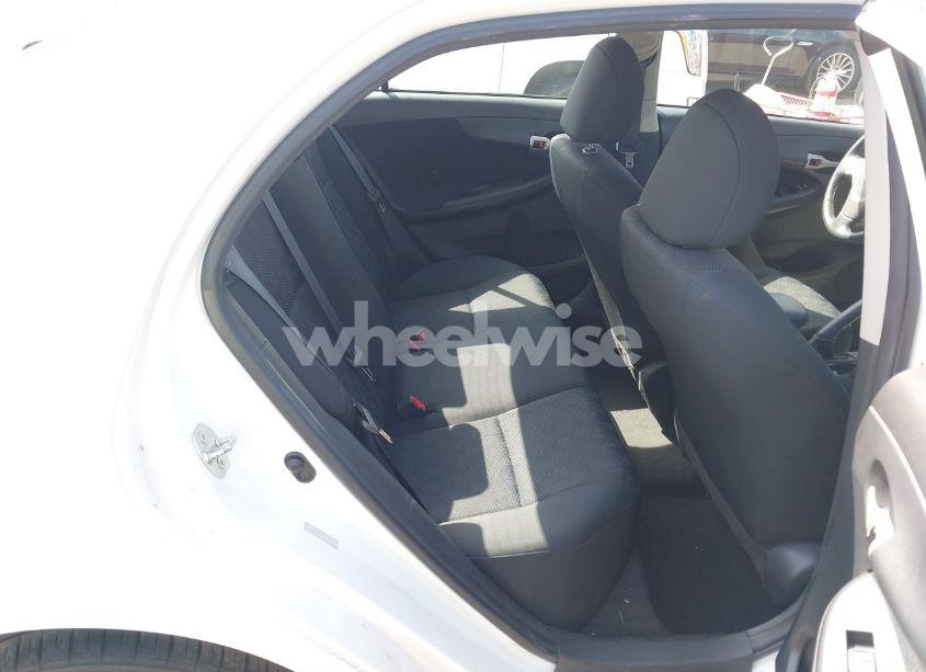 Photo 8 of 2009 Toyota Corolla S (VIN 1NXBU40E09Z097461)