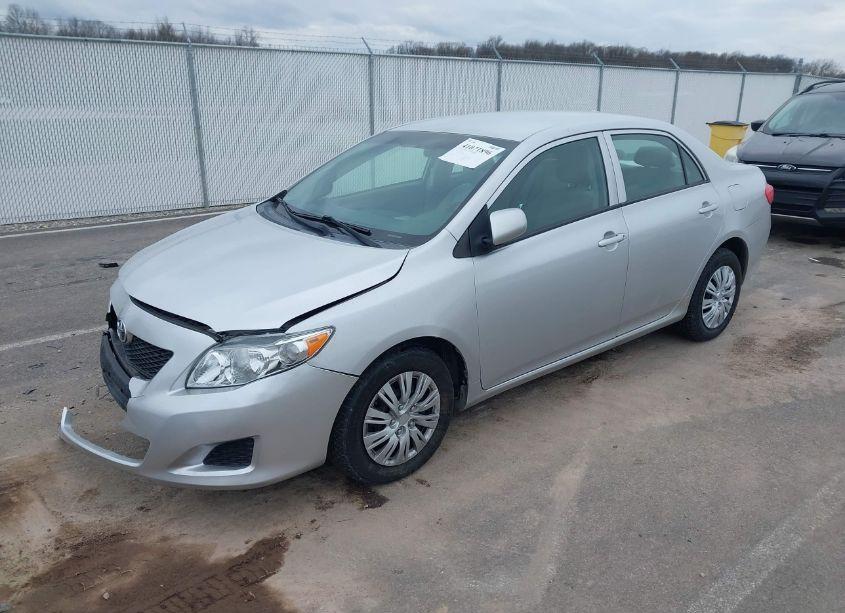 Photo 2 of 2009 Toyota Corolla LE (VIN 1NXBU40E09Z117448)